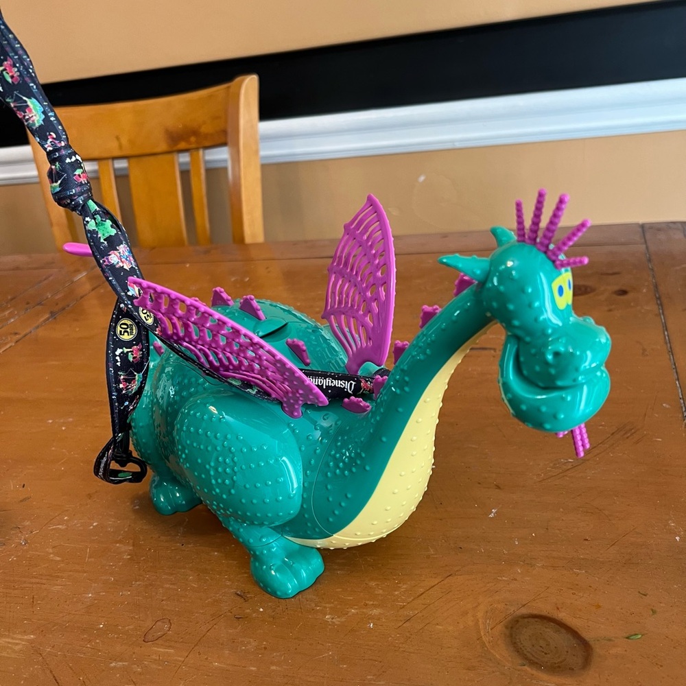 Elliot from Disney’s Pete’s Dragon Brand New - Picture 2 of 6
